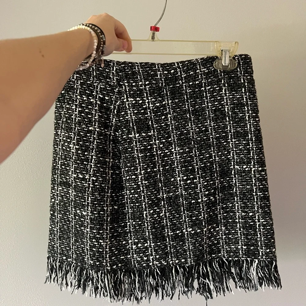 Skirt - Picture 2 of 3